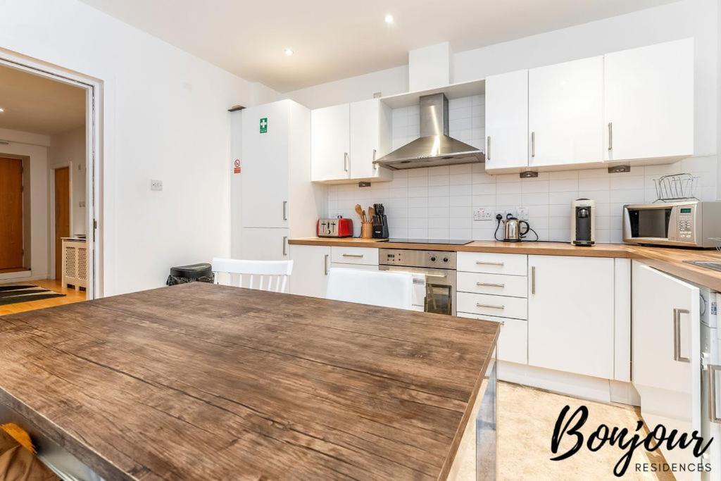 Spacious 2Br-2Ba - Grassmarket - Free Parking By Bonjour Residences Edinburg Exteriör bild