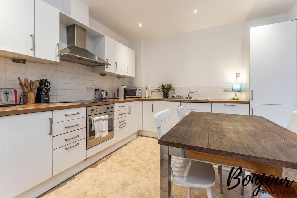 Spacious 2Br-1Ba - Grassmarket - Free Parking By Bonjour Residences Edinburg Exteriör bild