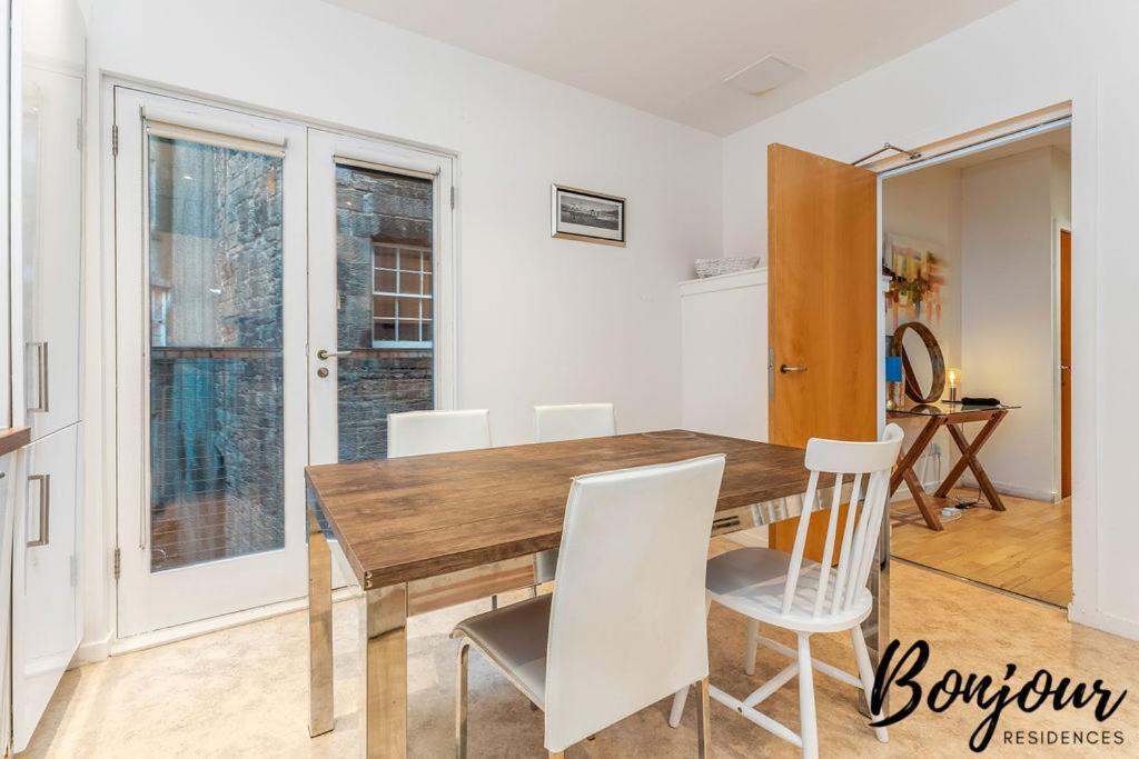 Spacious 2Br-1Ba - Grassmarket - Free Parking By Bonjour Residences Edinburg Exteriör bild