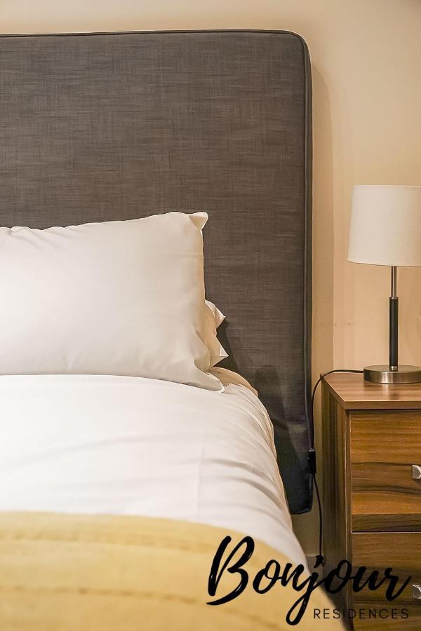 Spacious 2Br-1Ba - Grassmarket - Free Parking By Bonjour Residences Edinburg Exteriör bild